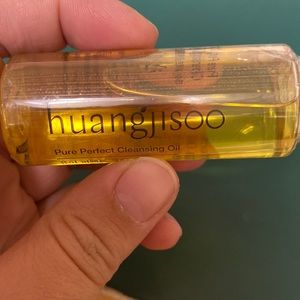 Brand new huangjisoo Pure perfect cleansing oil